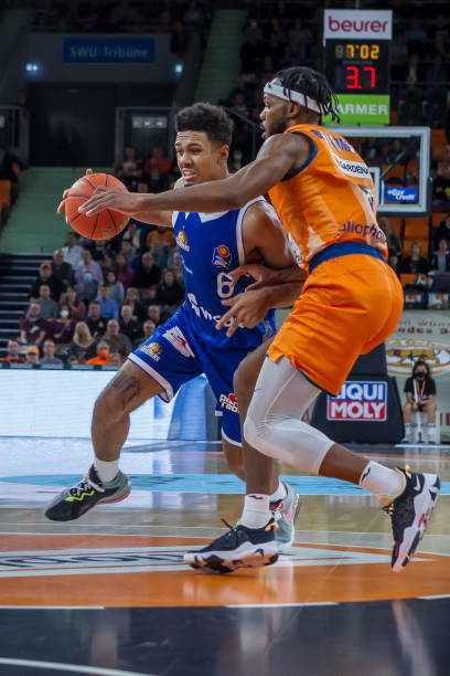 更是关键团 更是关键团