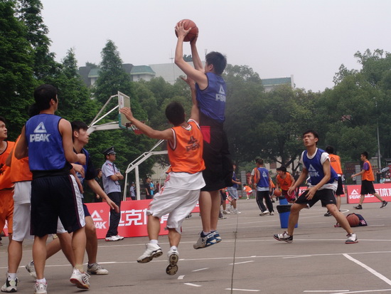 持攻防的连 持攻防的连