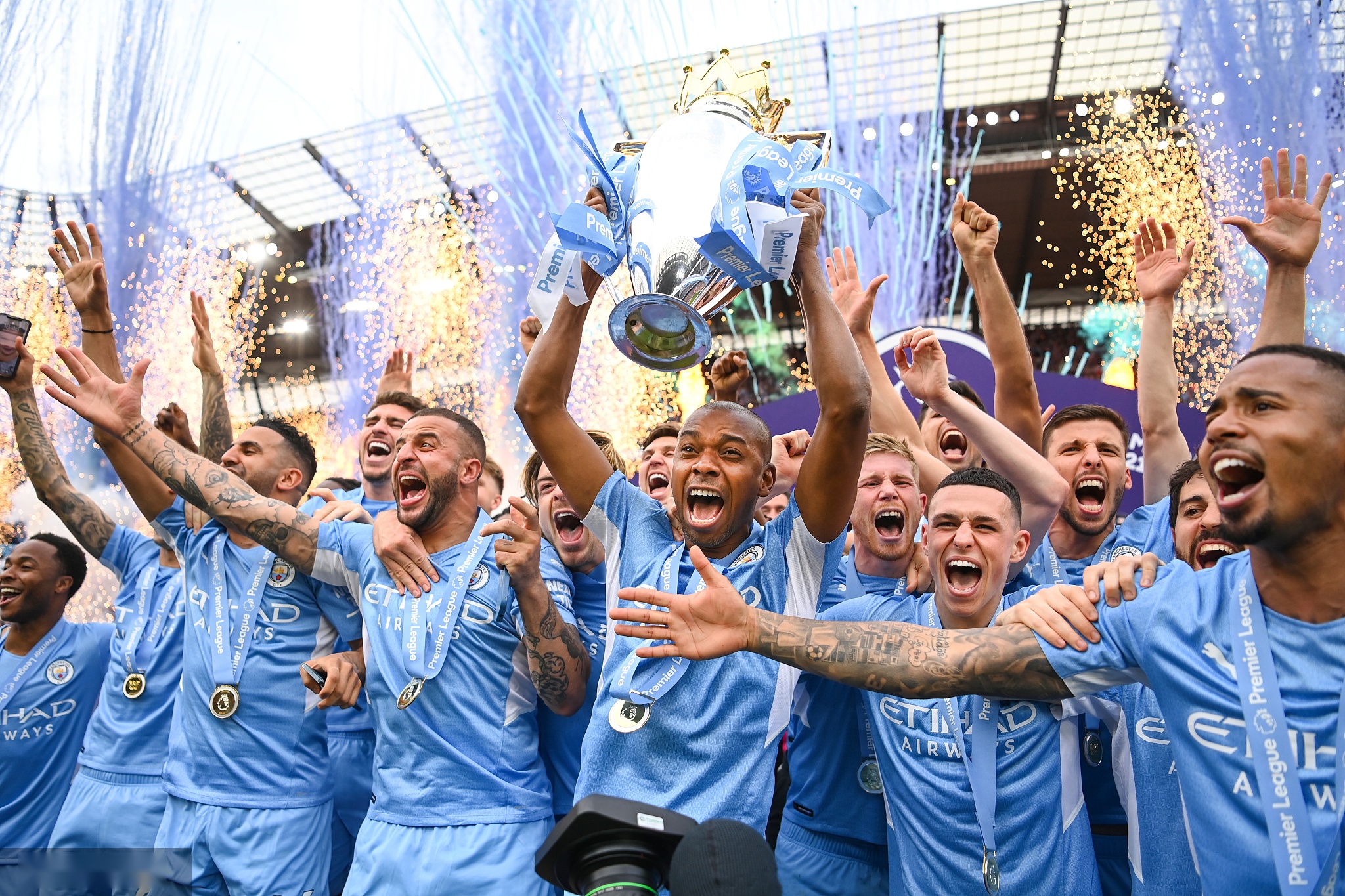 合作形式的 合作形式的