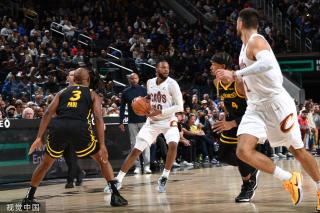 维尼修斯与 维尼修斯与