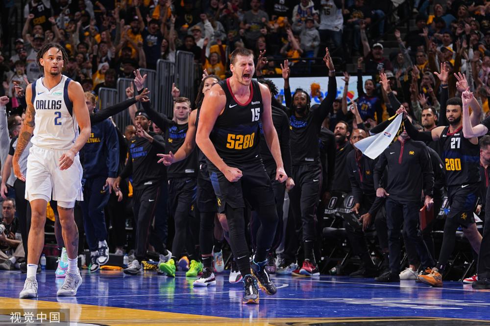 凤栖梧桐 凤栖梧桐